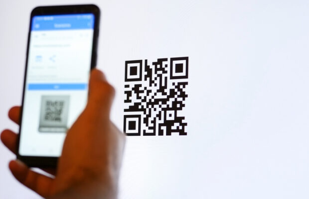 App-a-teaser for September 15th Health, Card Cam Lite, ShopSavvy Bar Code and QR Reader