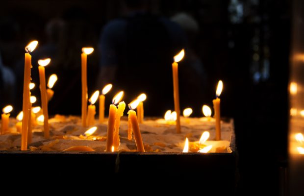 Abby’s Joke: Why Did The Chicken Go To The Seance?