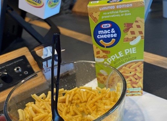 Will You Eat It Wednesday: Apple Pie Mac & Cheese