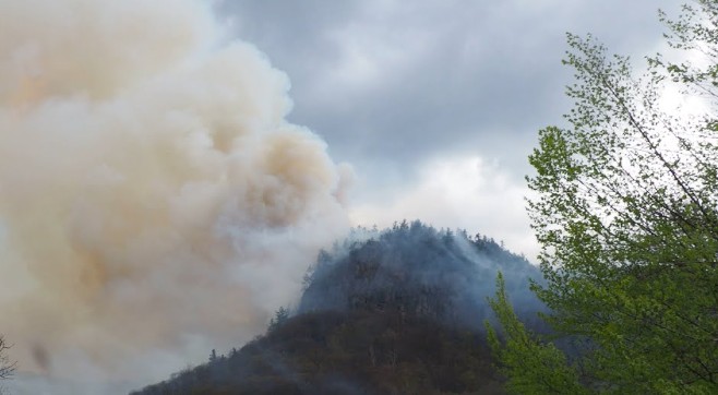 Multiple crews battle 3 separate forest fires in Crawford Notch