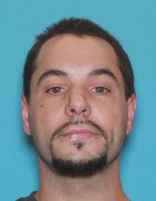 Suspect dead after shooting officer and intense manhunt in Raymond Suspect dead after shooting officer and intense manhunt in Raymond