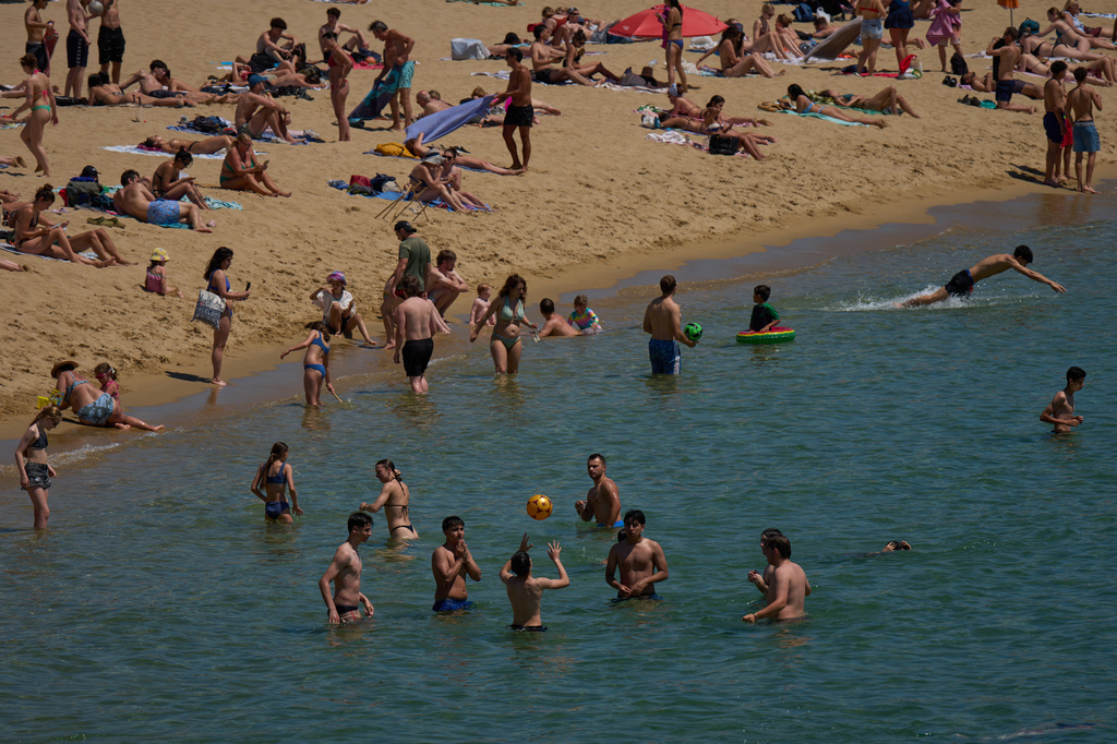 Local organization proposing $60 toll for out-of-staters to access Hampton Beach