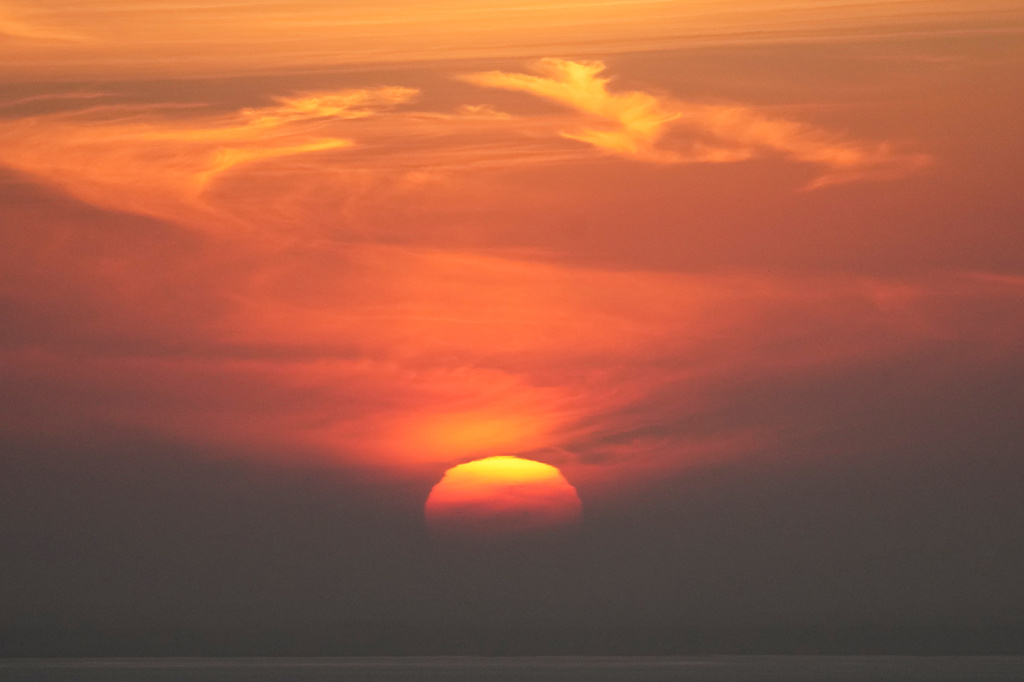 State officials issue advisory during extreme heat