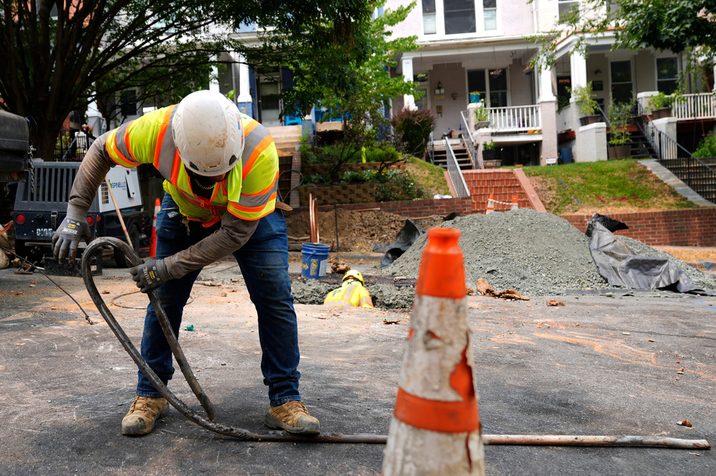 Hooksett proceeds with sewer expansion project Hooksett proceeds with sewer expansion project